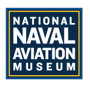 شعار المتحف الوطني للطيران البحري